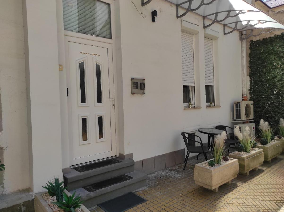 Corvinus Apartman Budapest Eksteriør billede