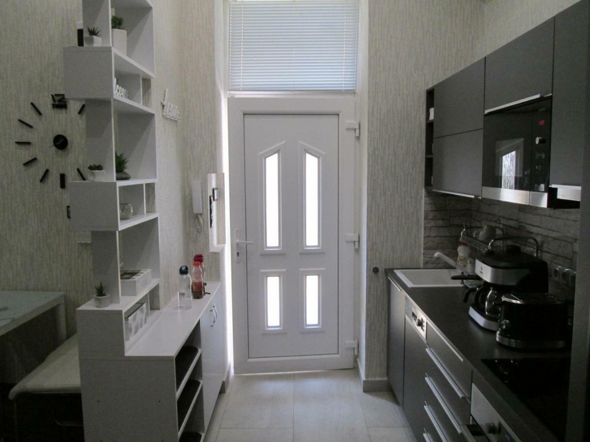 Corvinus Apartman Budapest Eksteriør billede